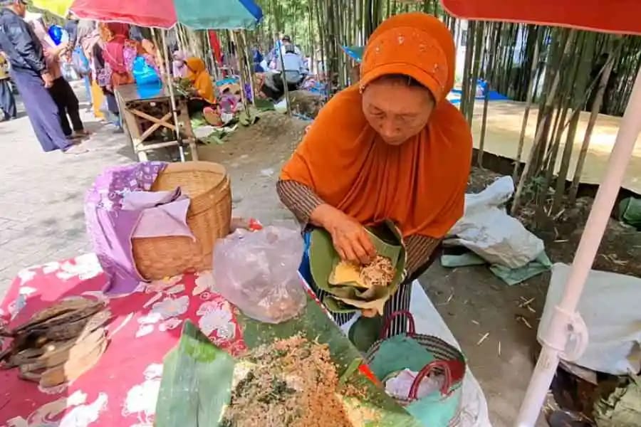Pasar di Ngawi Ini Cuma Buka 35 Hari Sekali, Jualan Apa Saja?